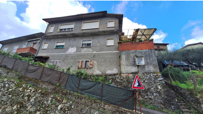 Appartamento in vendita, Camaiore fibbiano montanino