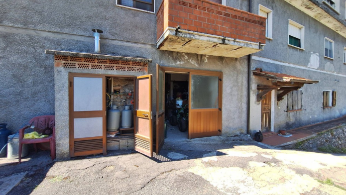 Appartamento in vendita, Camaiore fibbiano montanino