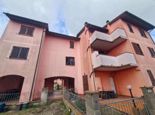 Trilocale con terrazzo a Bientina