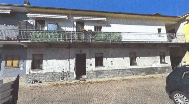 Appartamento in vendita a Gorla Minore