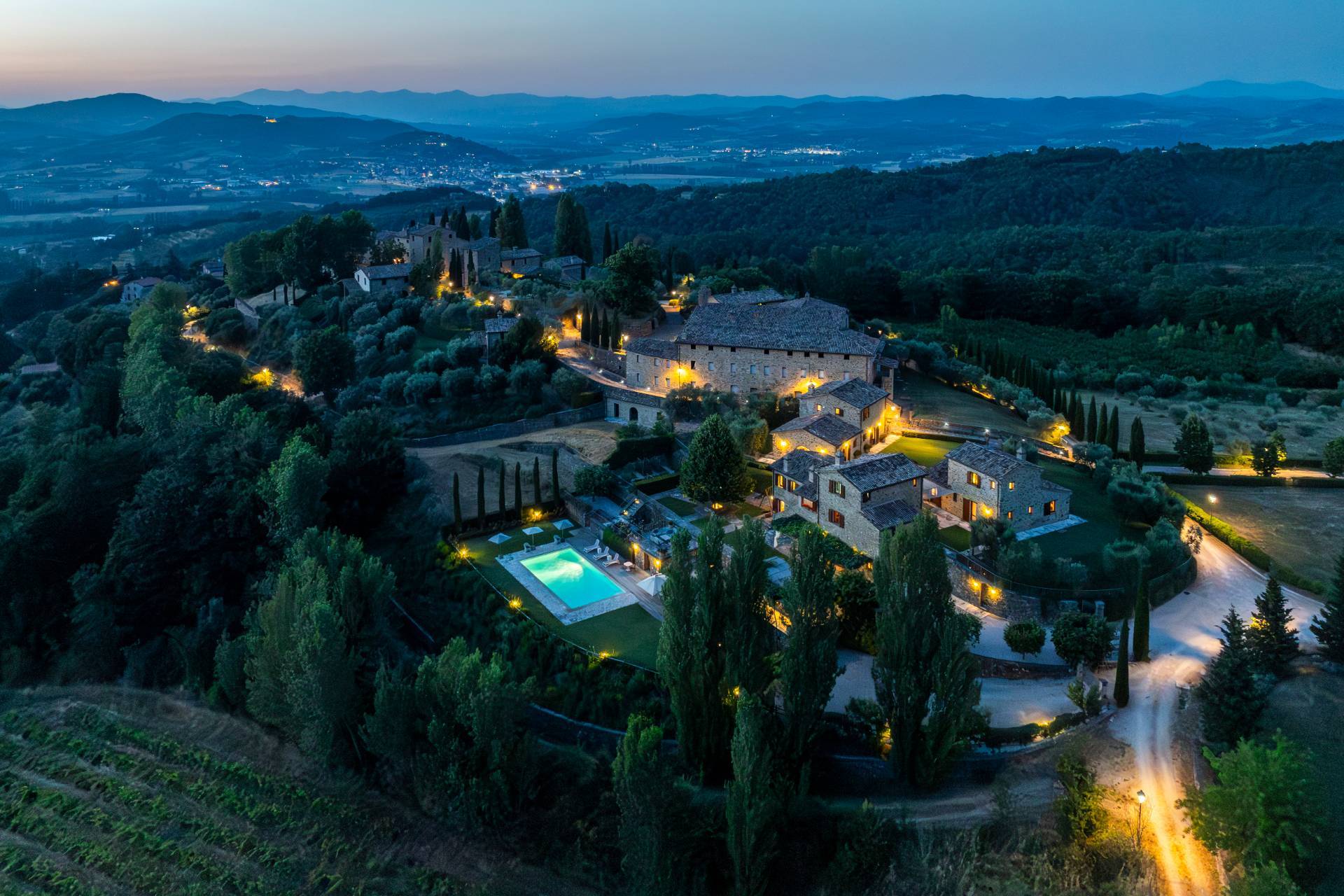 Borgo in vendita a Umbertide, Comunaglia