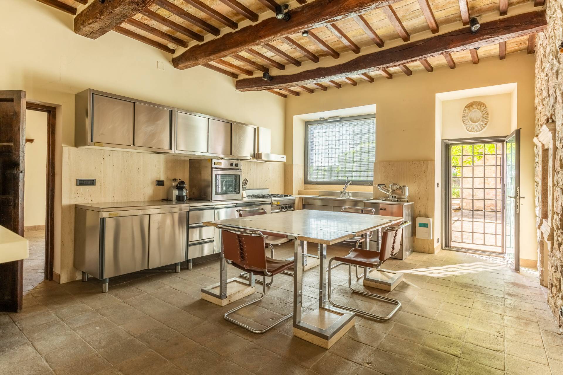 Appartamento in vendita a Assisi, Assisi centro