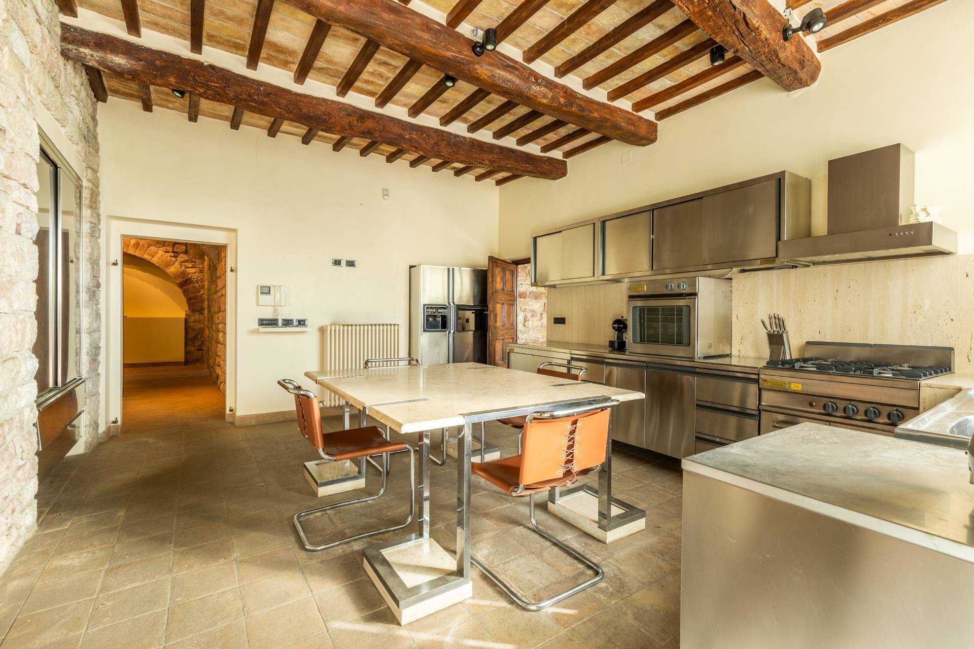 Appartamento in vendita a Assisi, Assisi centro