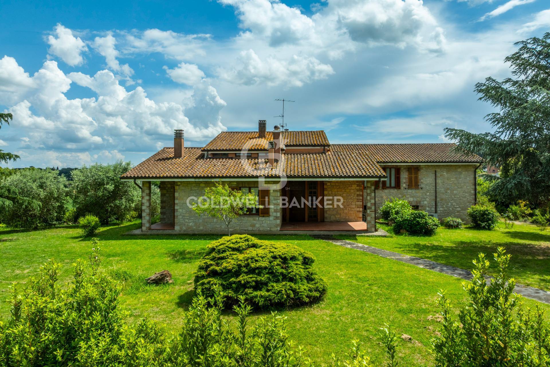 Rustico/Casale/Corte in vendita a Fratta Todina