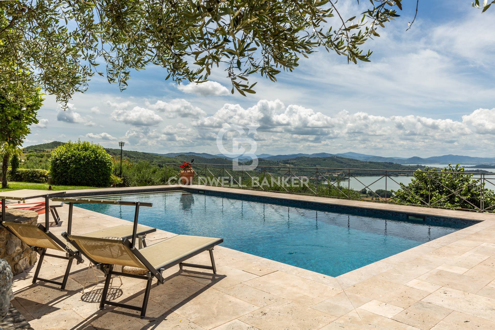 Villa in vendita a Passignano sul Trasimeno