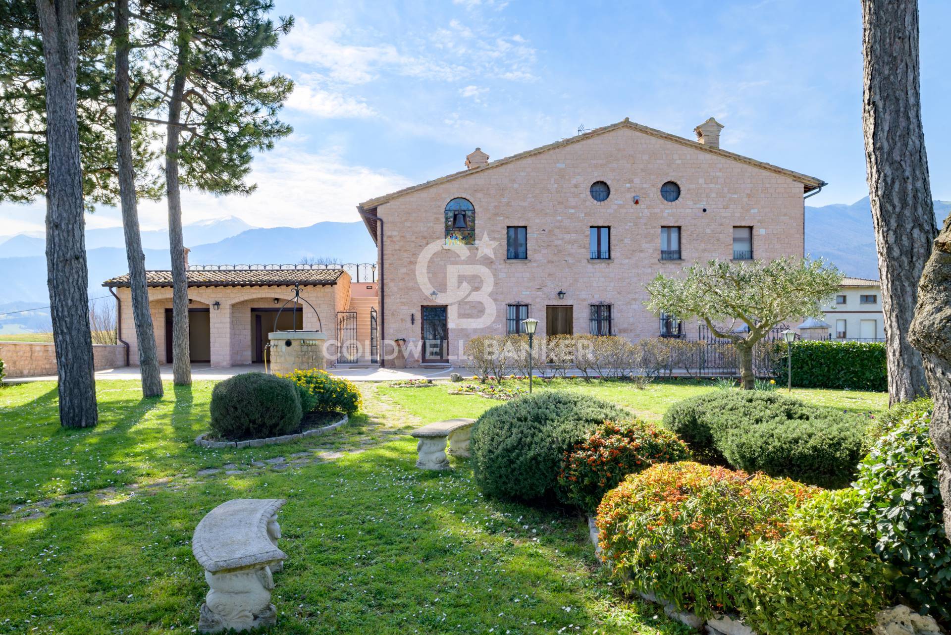 Villa storica in vendita a Cagli