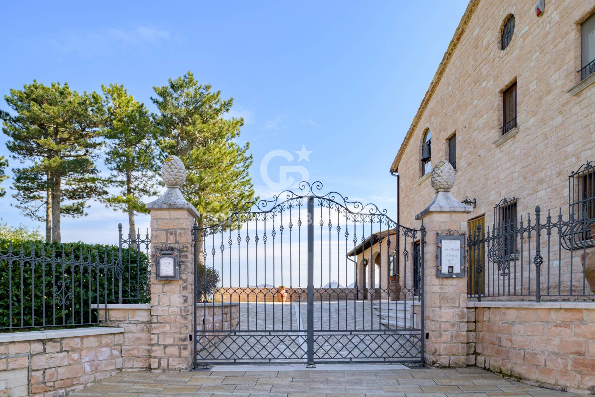 Villa storica in vendita a Cagli