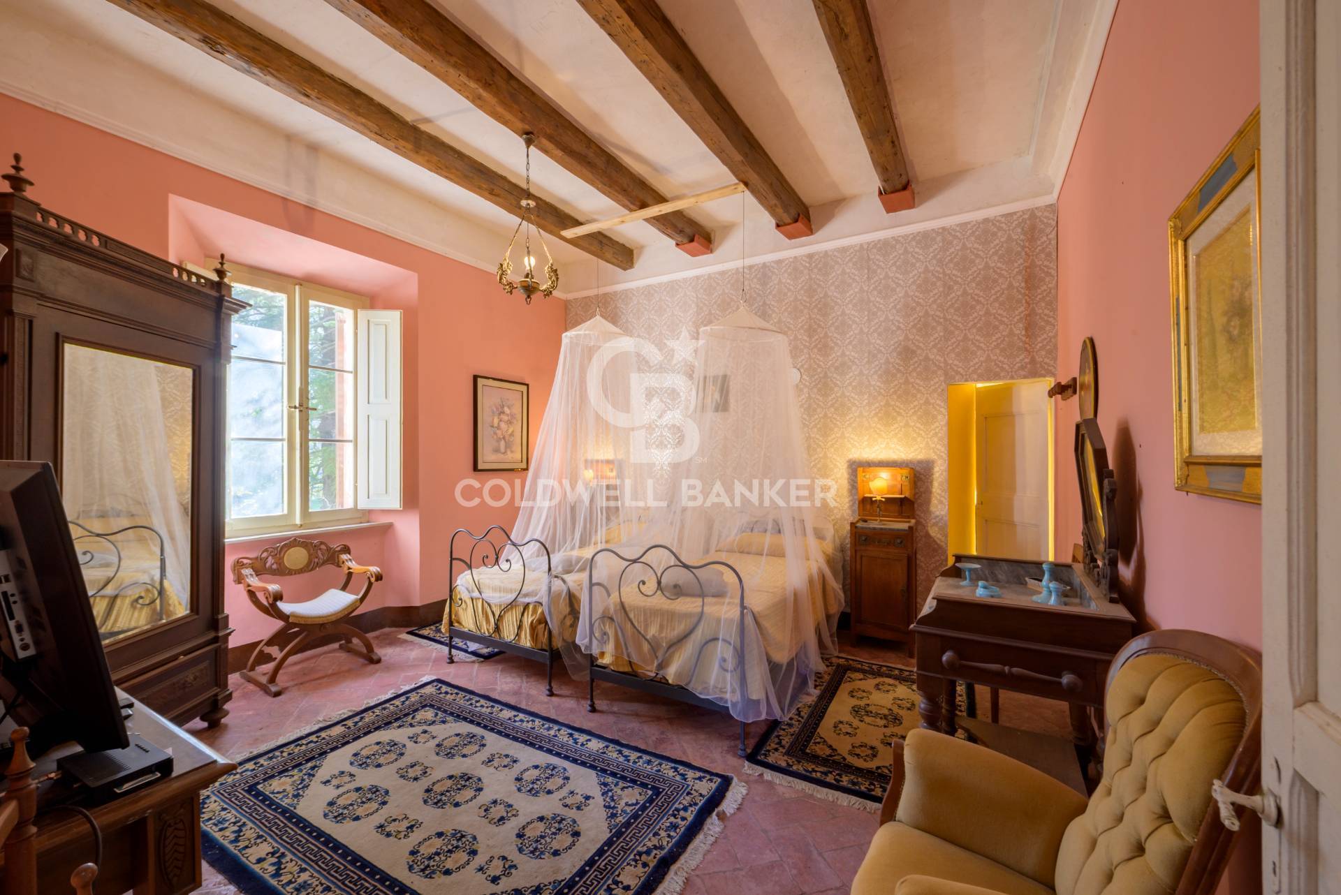 Villa storica in vendita a Fabriano