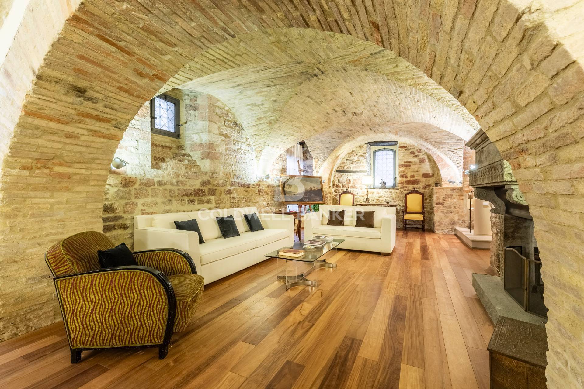 Appartamento in vendita a Assisi, Assisi centro