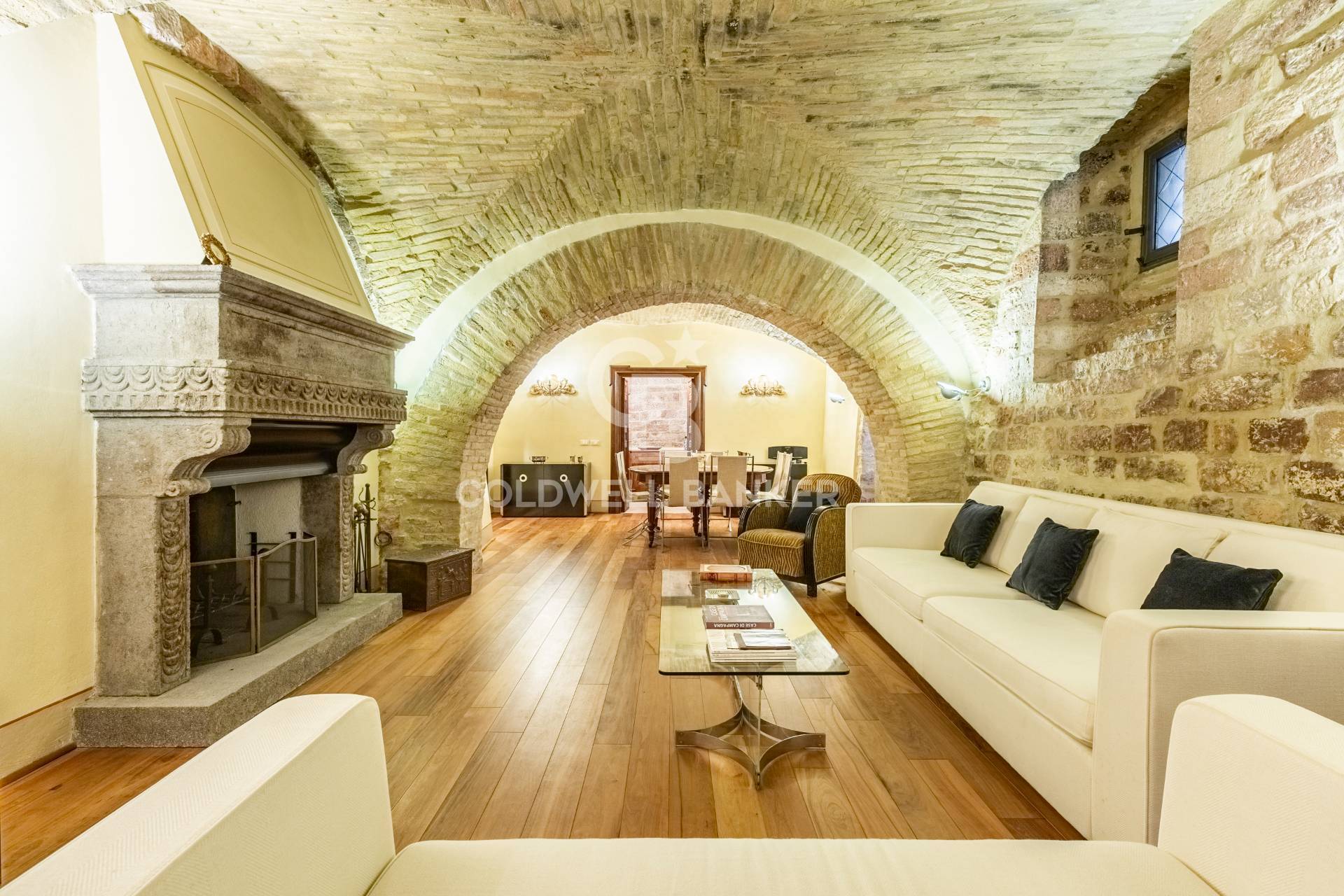 Appartamento in vendita a Assisi, Assisi centro