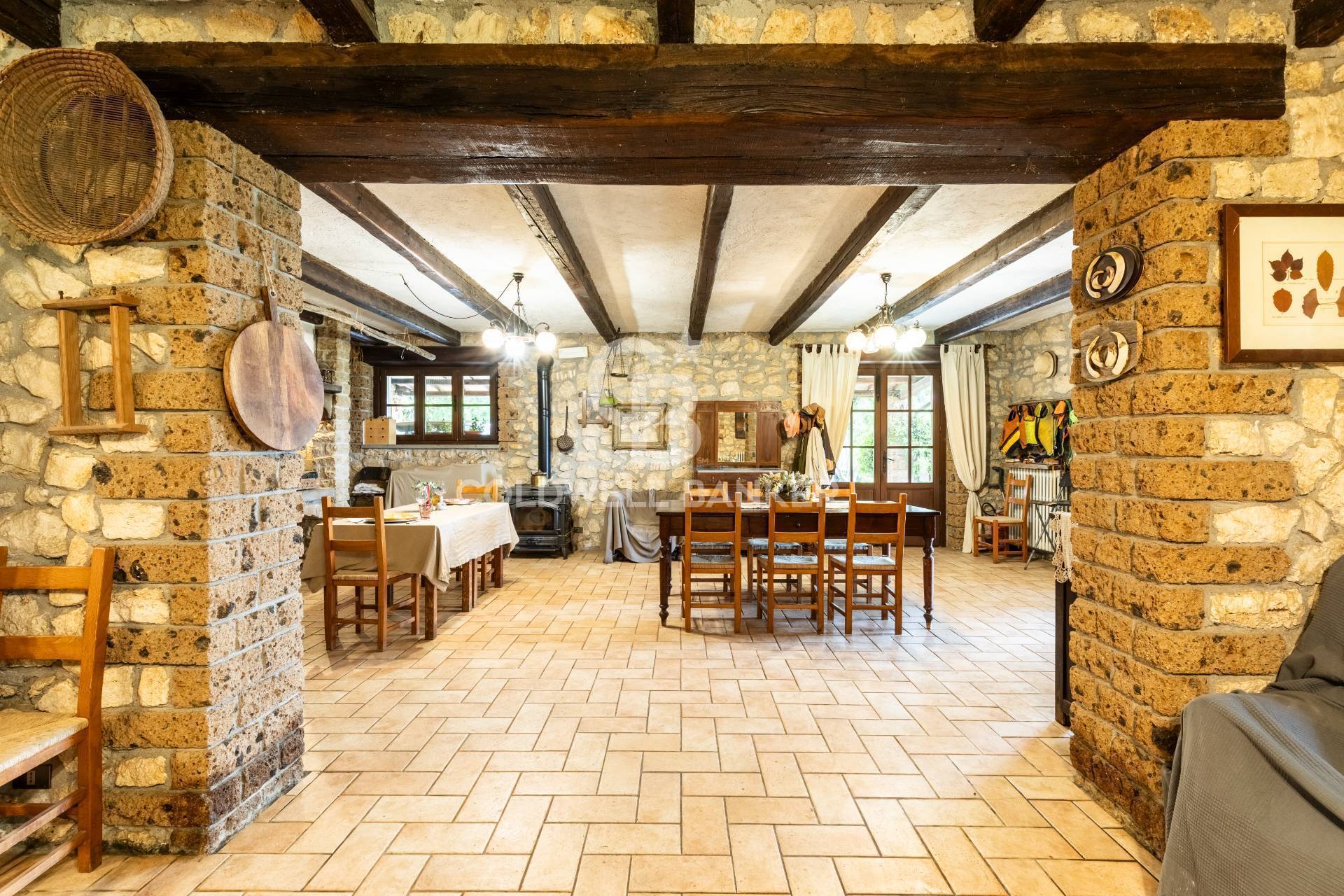 Tenuta in vendita a Montecchio