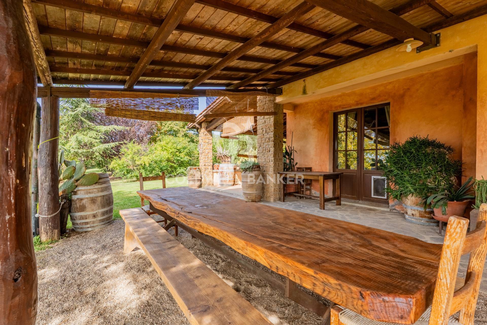 Tenuta in vendita a Montecchio