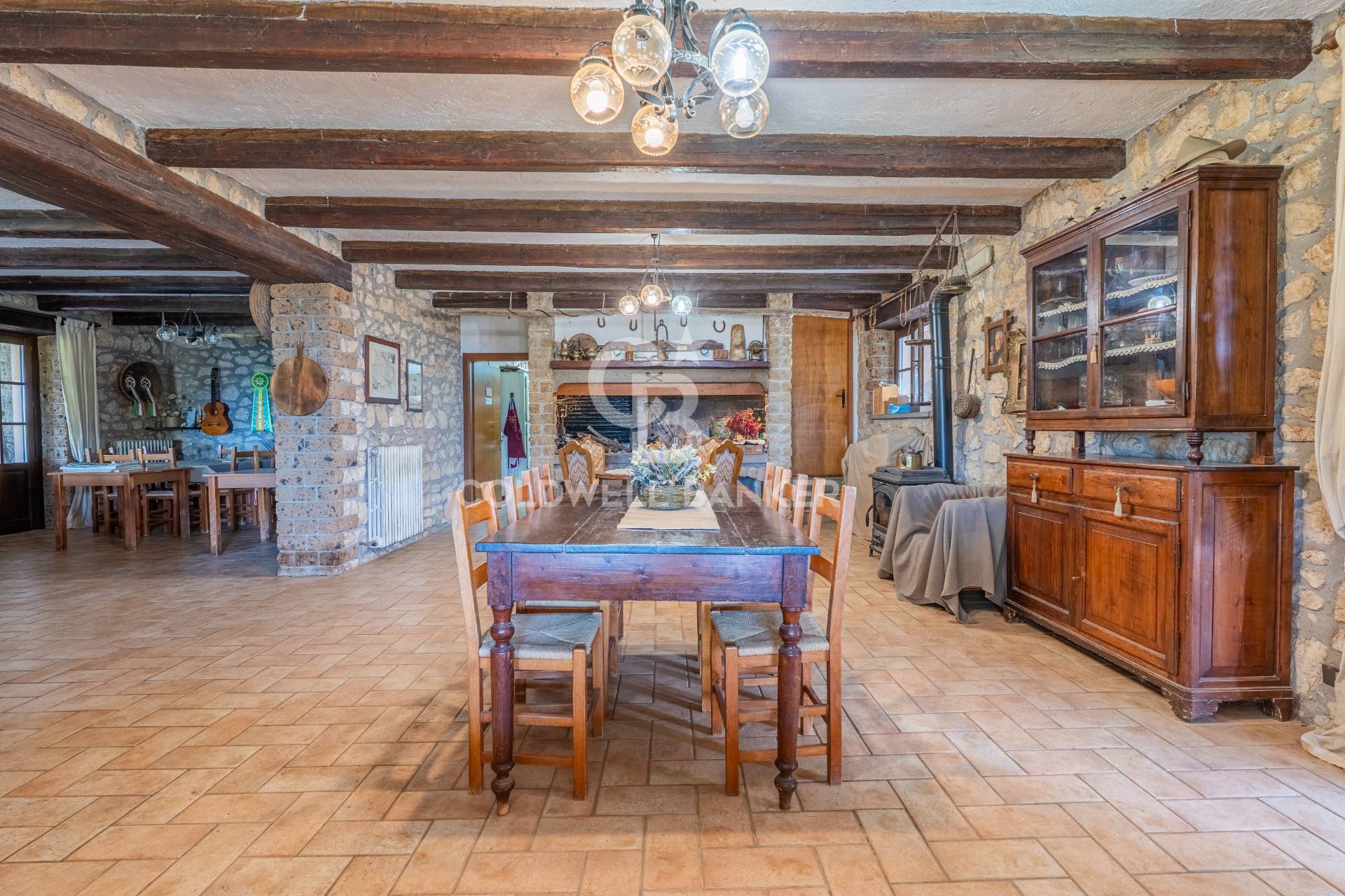 Tenuta in vendita a Montecchio