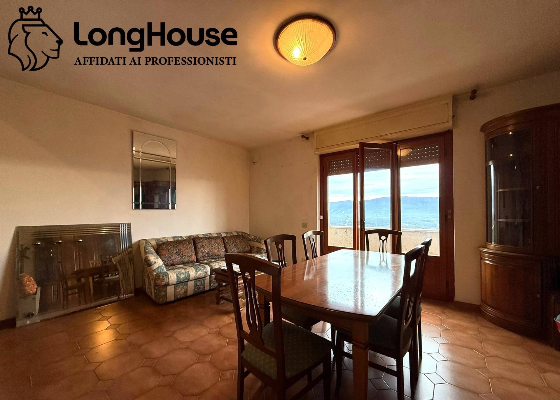 Appartamento in vendita a Guidonia Montecelio, Montecelio