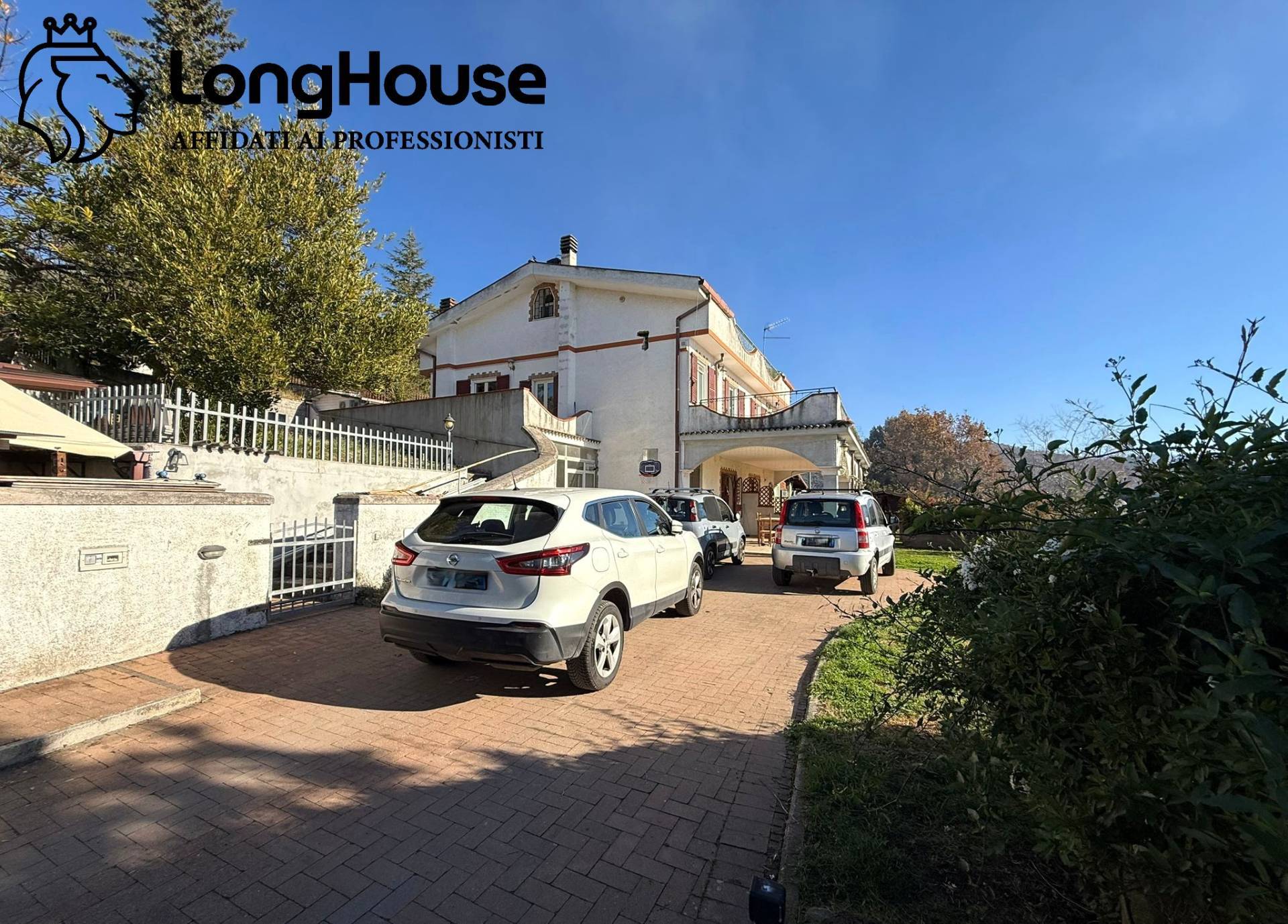 Villa in vendita a San Gregorio da Sassola