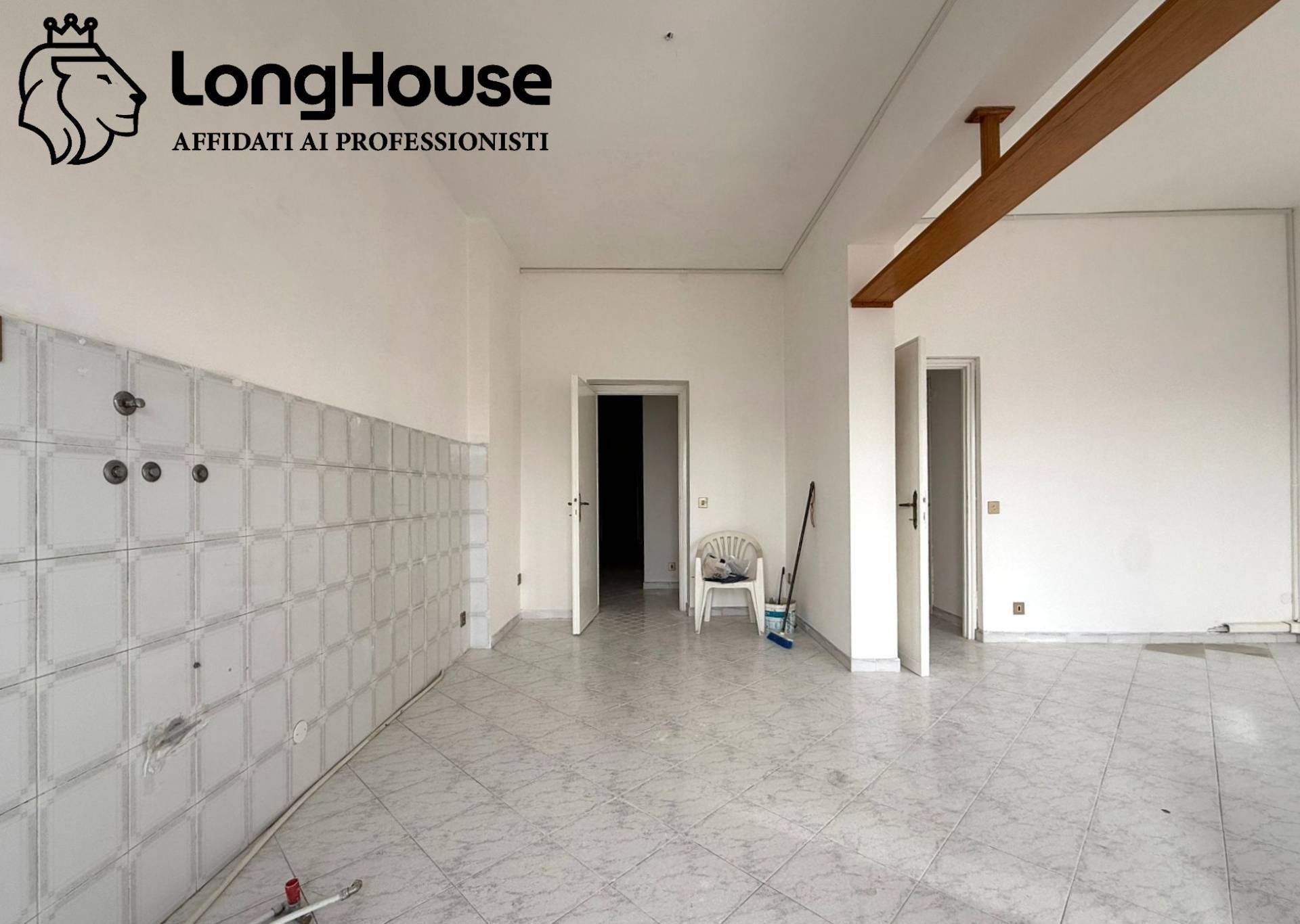 Appartamento in vendita a Guidonia Montecelio, Montecelio