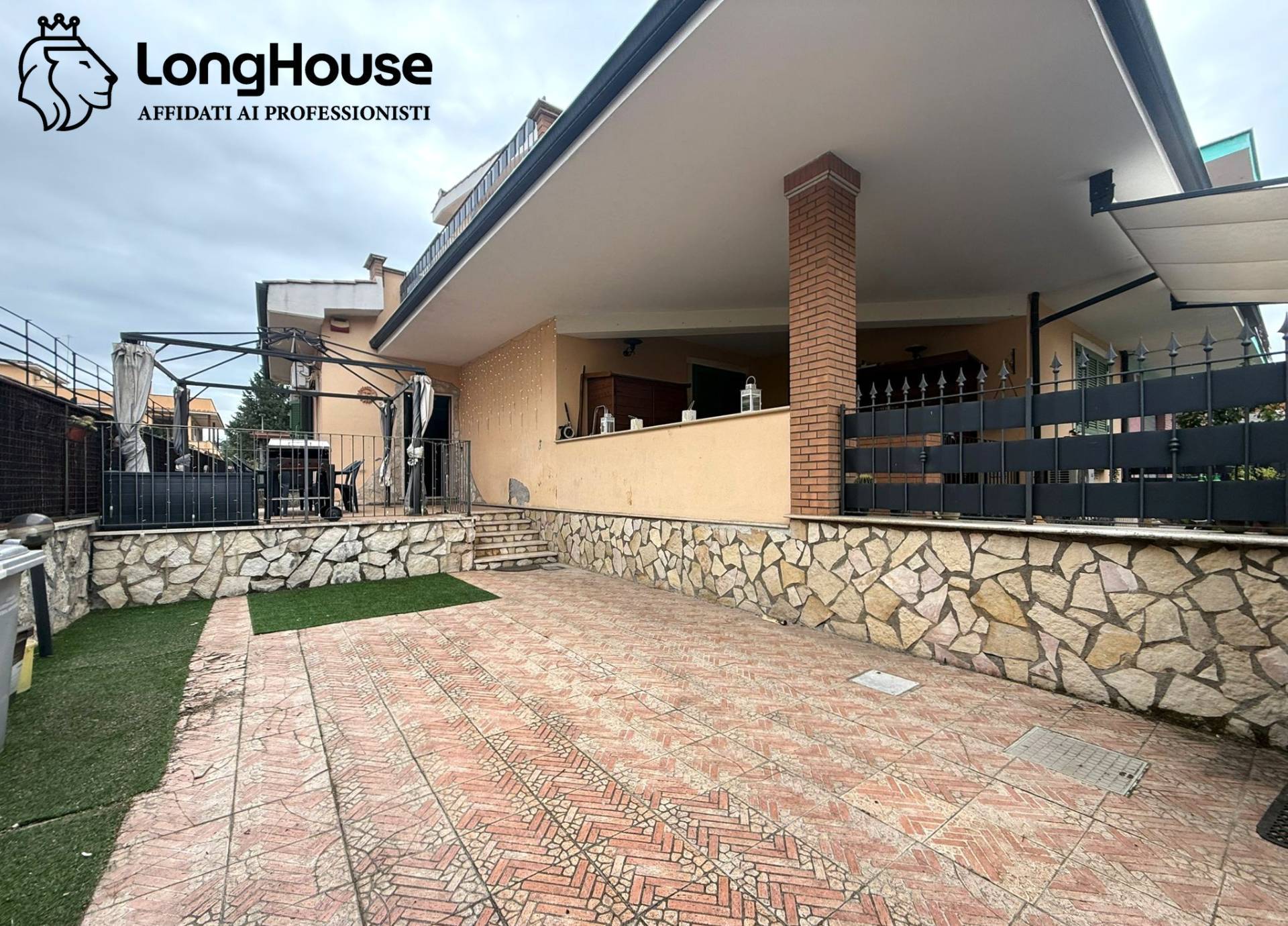 Villette a schiera in vendita a Guidonia Montecelio, Colle Fiorito