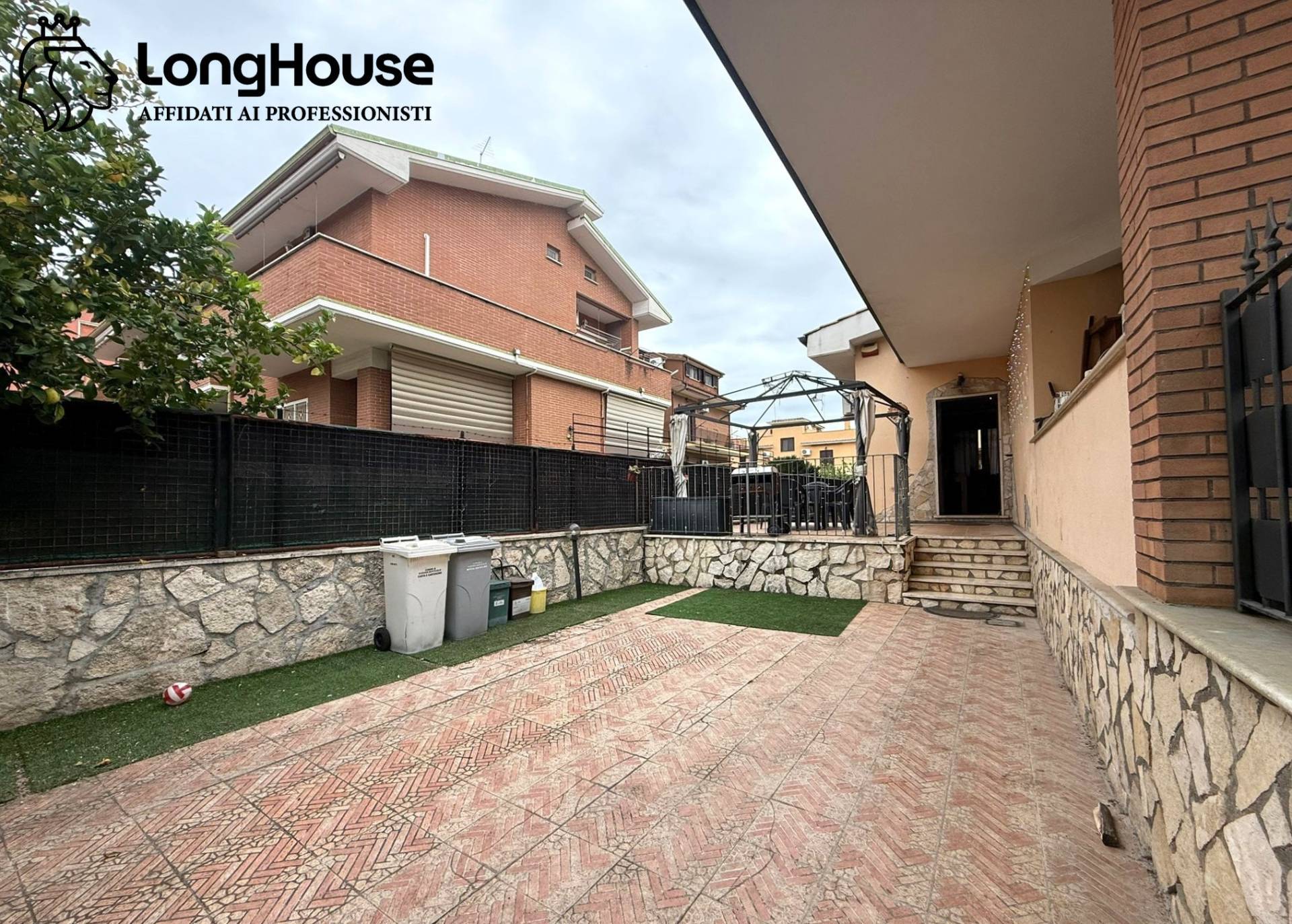 Villette a schiera in vendita a Guidonia Montecelio, Colle Fiorito