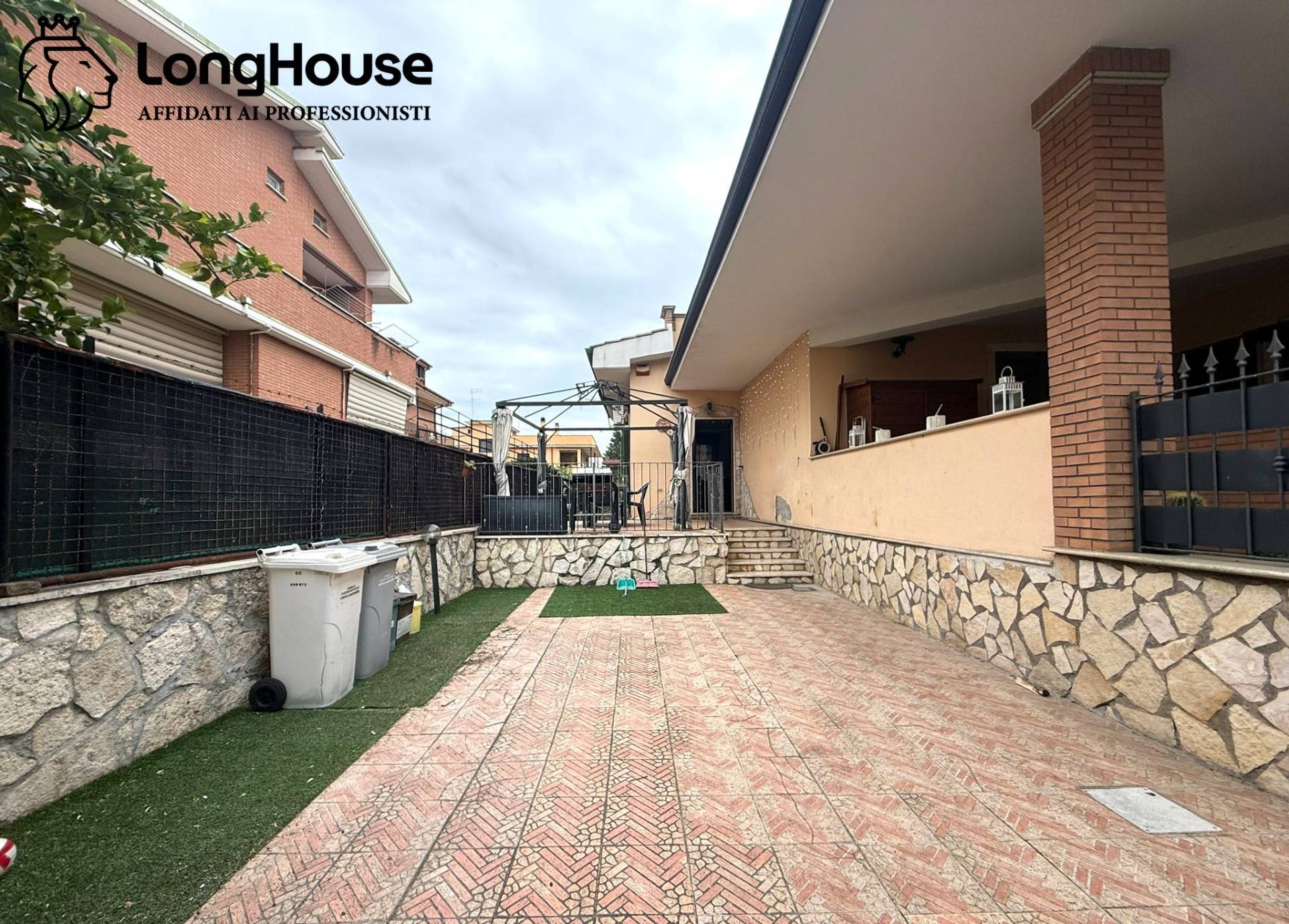 Villette a schiera in vendita a Guidonia Montecelio, Colle Fiorito