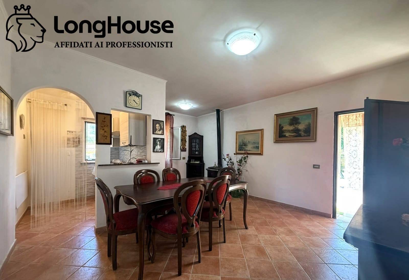 Villa in vendita a Castel Madama