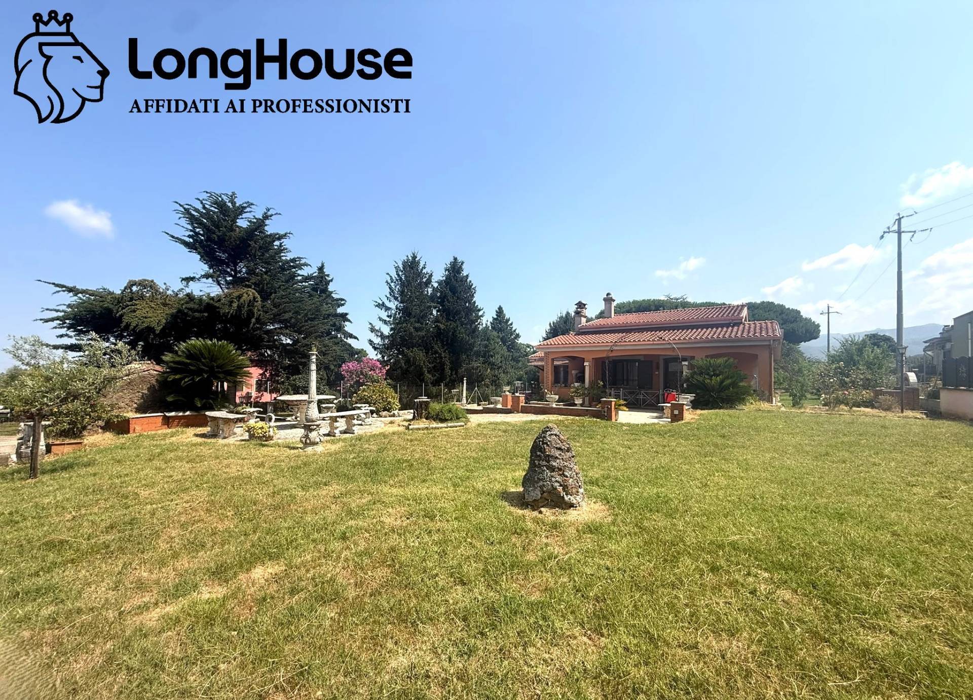 Villa in vendita a Zagarolo
