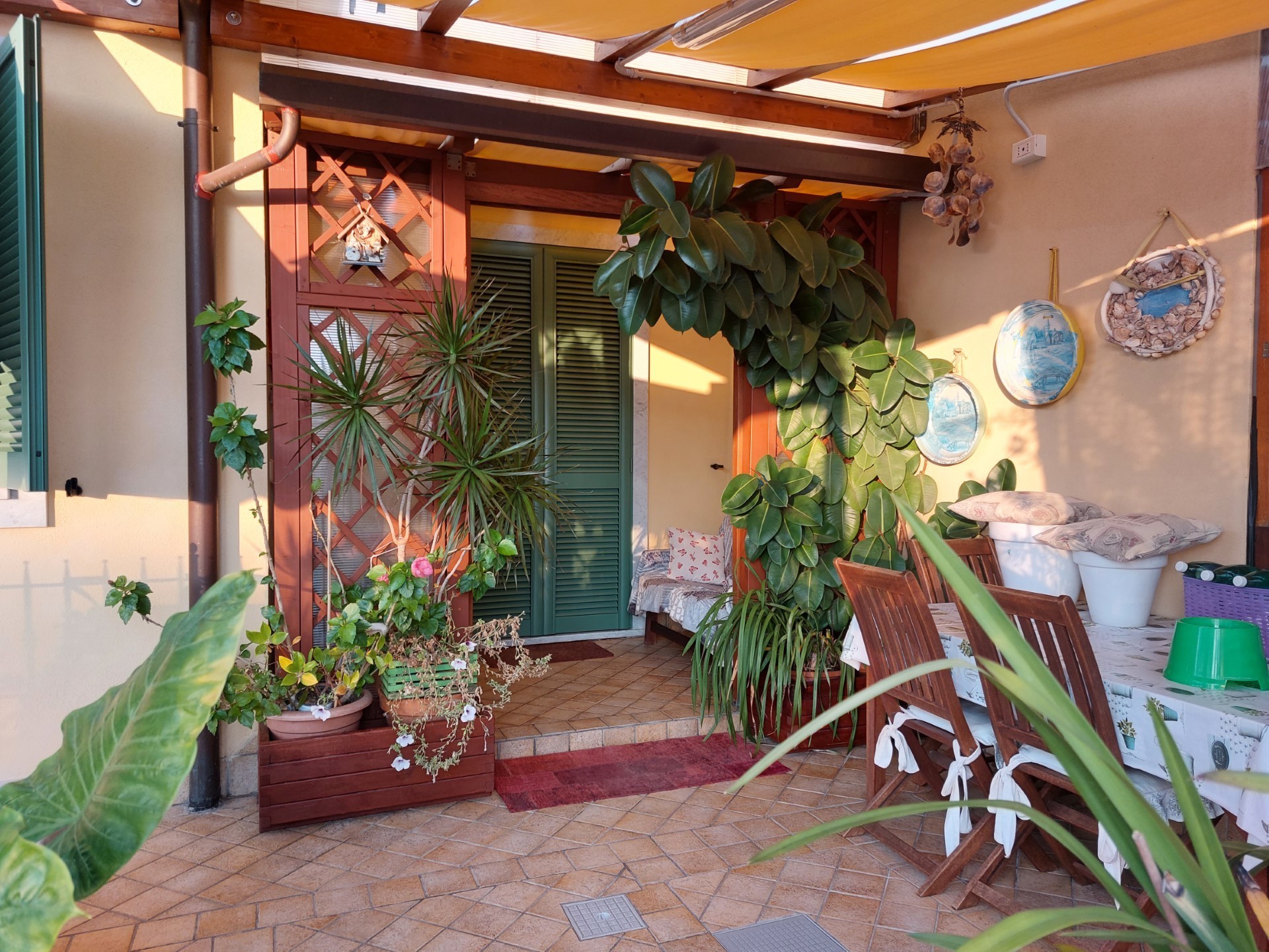 Casa indipendente con giardino in via palvotrisia, Castelnuovo Magra