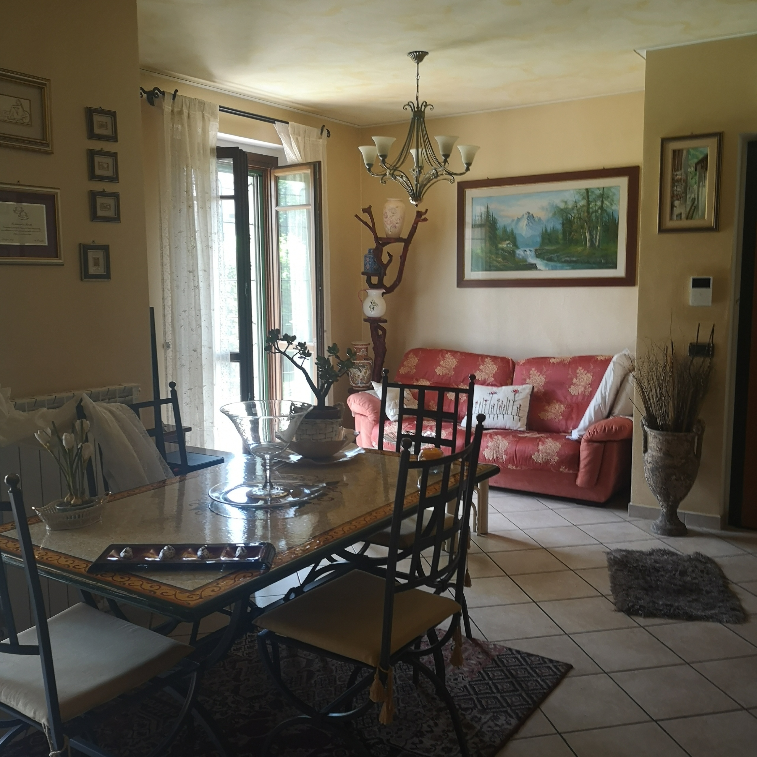 Casa indipendente con giardino in piazza marco tosini, Castelnuovo Magra