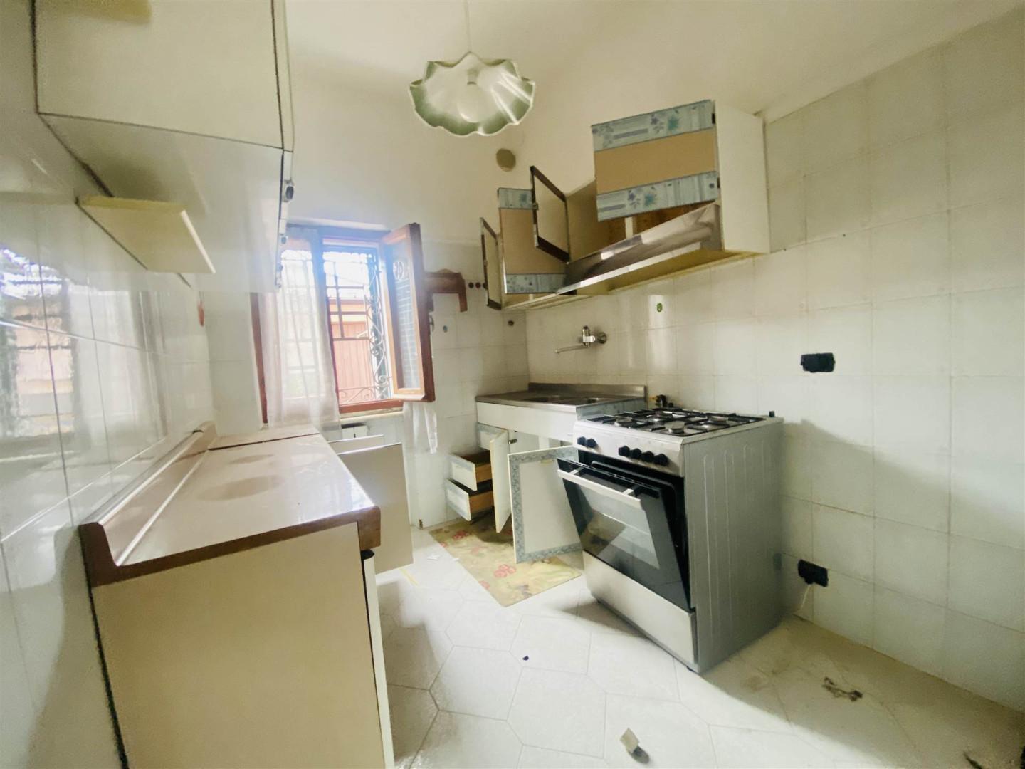 Trilocale in vendita in via larga snc, Ortonovo