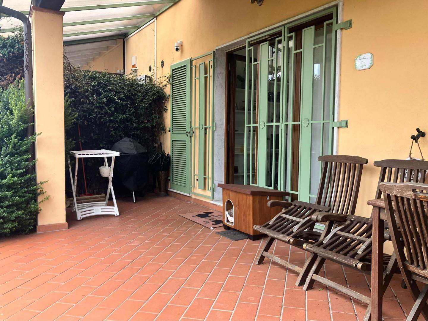 Villetta a schiera con giardino in via boettola il traversa ii, Sarzana