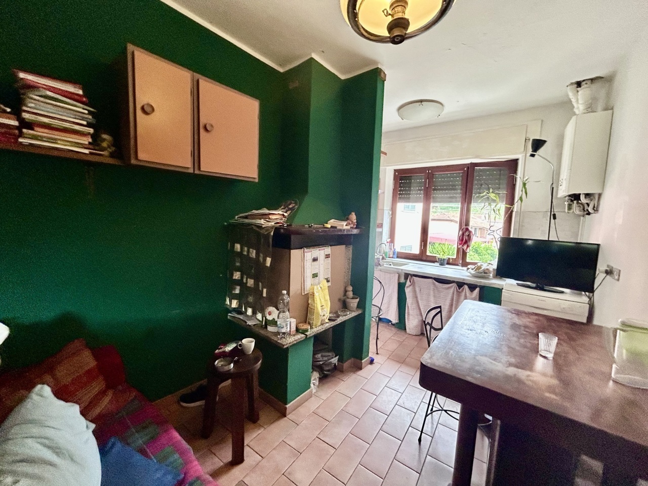 Casa indipendente da ristrutturare in via serravalle 15, Ortonovo