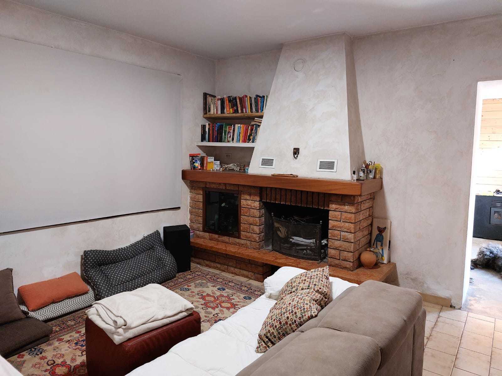 Casa indipendente con giardino in via carbone 13, Castelnuovo Magra
