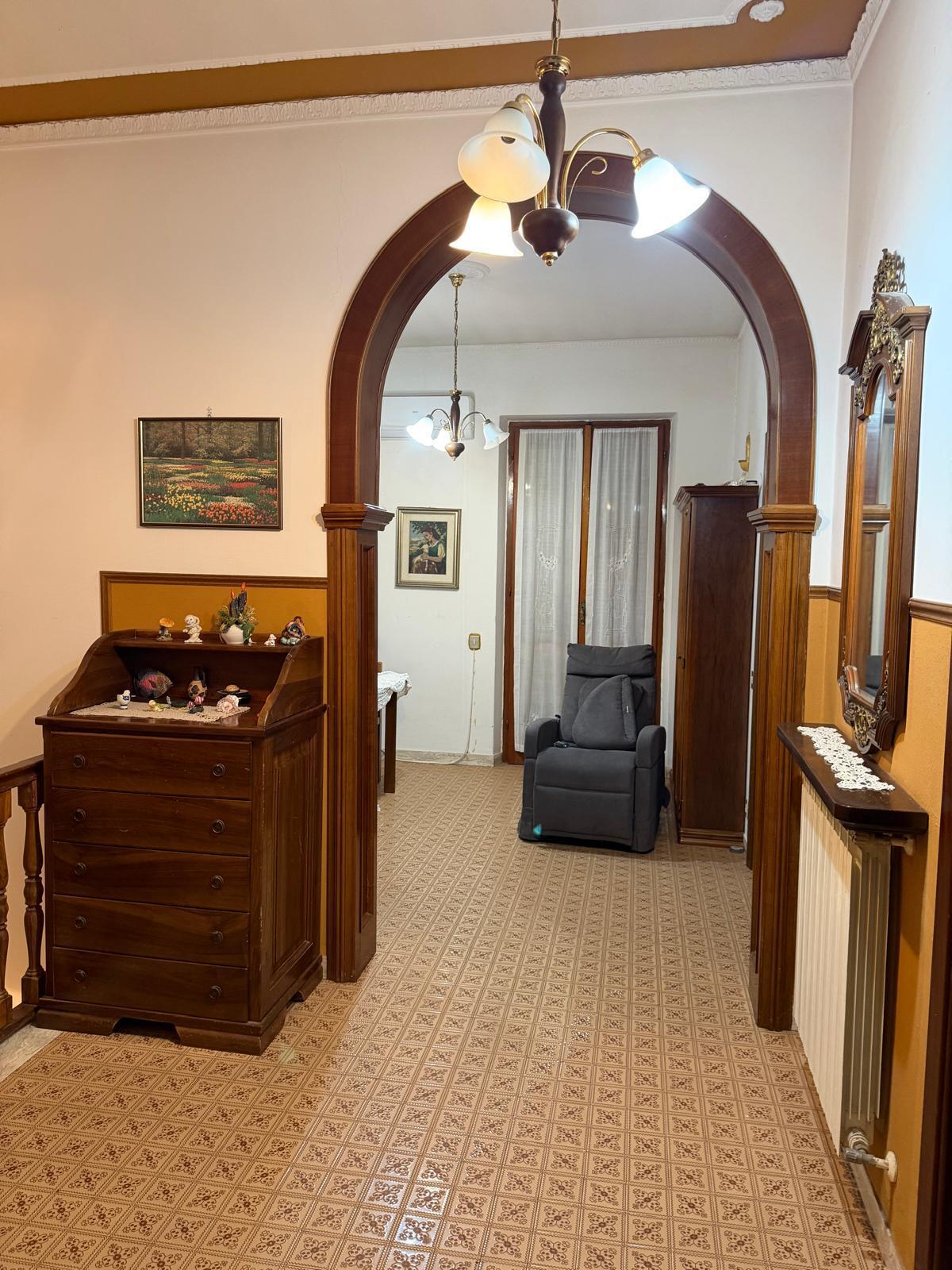Casa indipendente con terrazzo in via salicello 170, Castelnuovo Magra