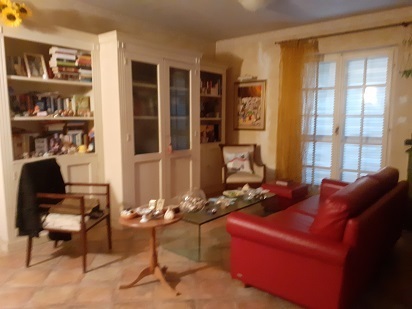 Casa indipendente con giardino in viale xx settembre 207c, Carrara