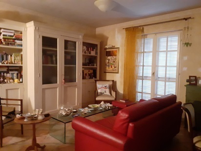 Casa indipendente con giardino in viale xx settembre 207c, Carrara