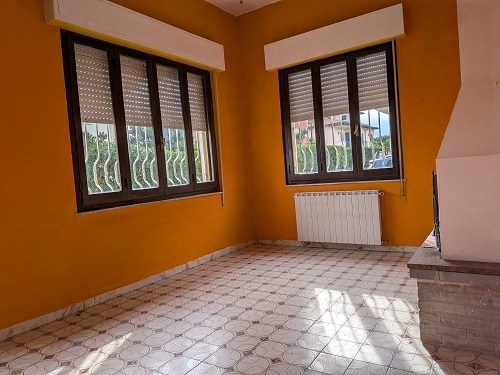 Casa indipendente in vendita in marina di carrara, Carrara