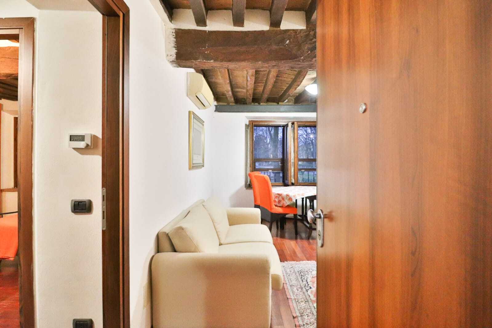 Bilocale in vendita in piazza di basilicanova, Parma