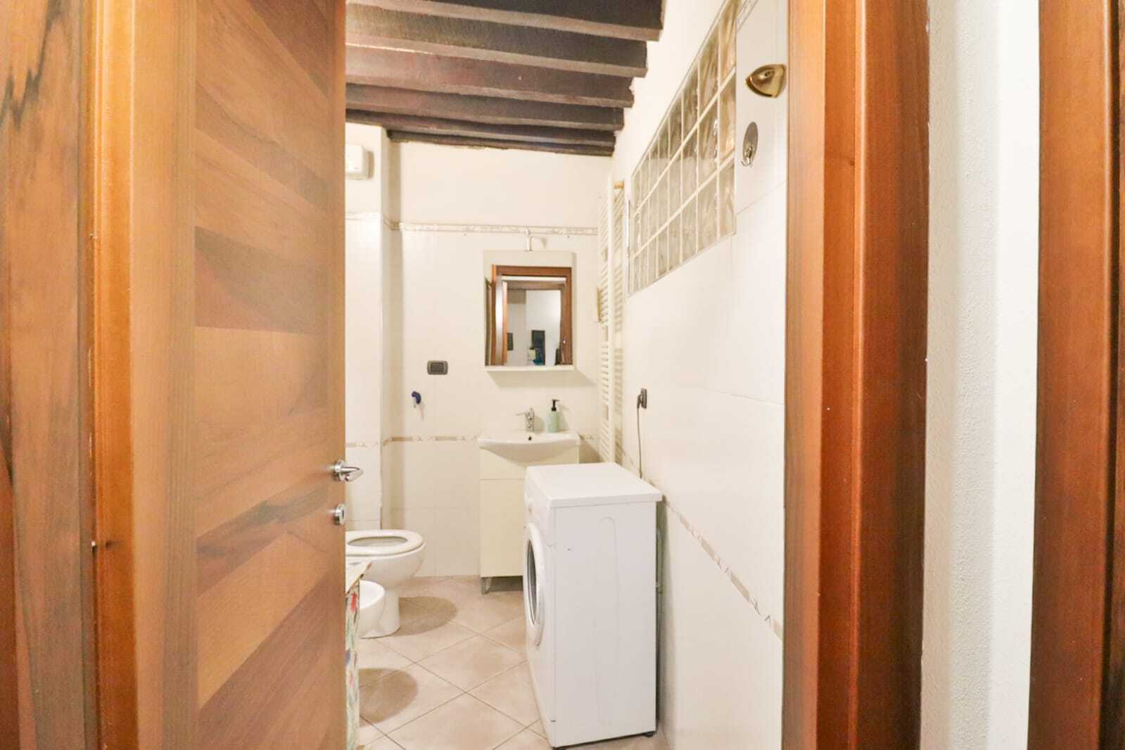 Bilocale in vendita in piazza di basilicanova, Parma