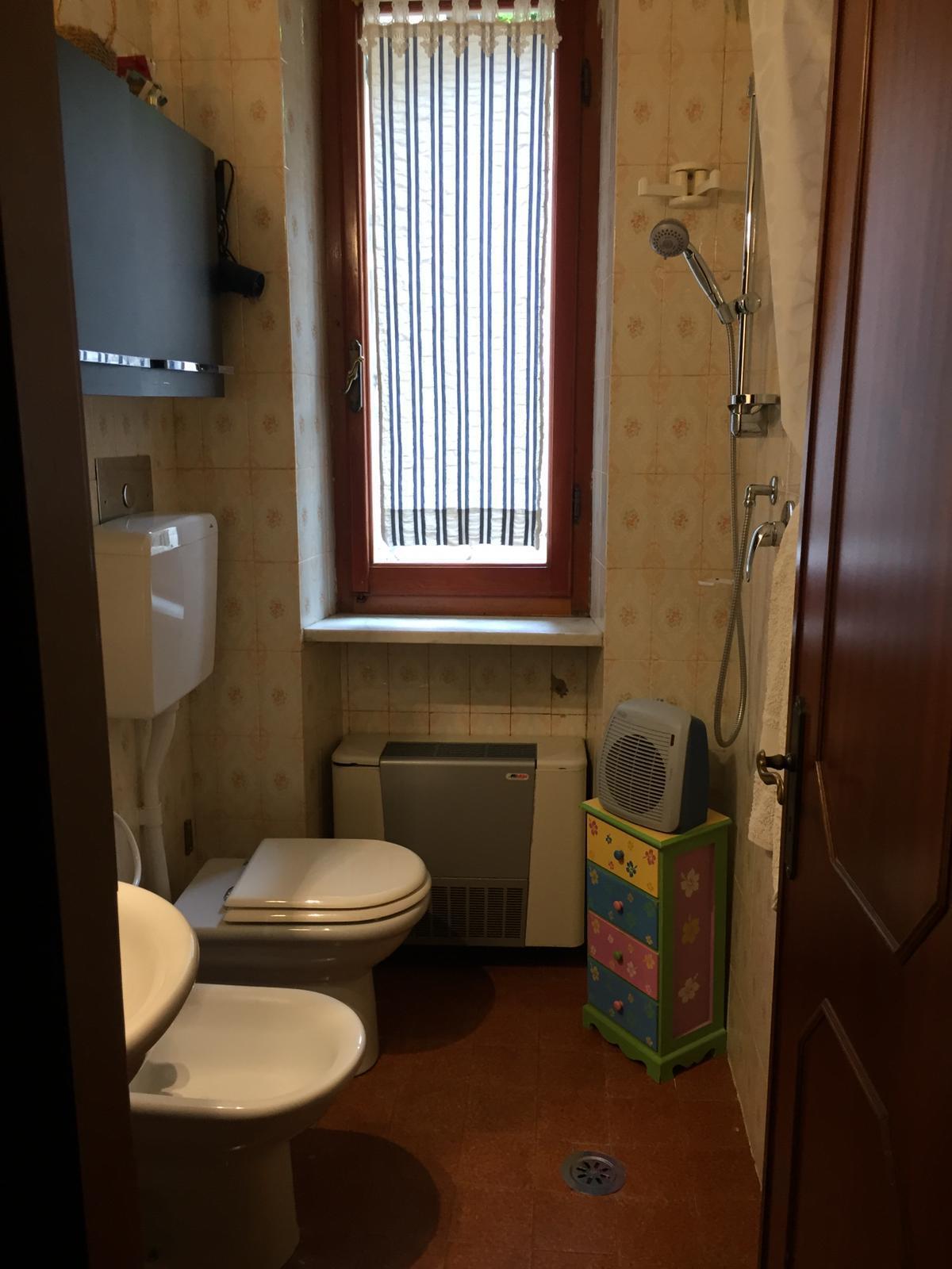 Villa con giardino in via gignola 2, Fosdinovo