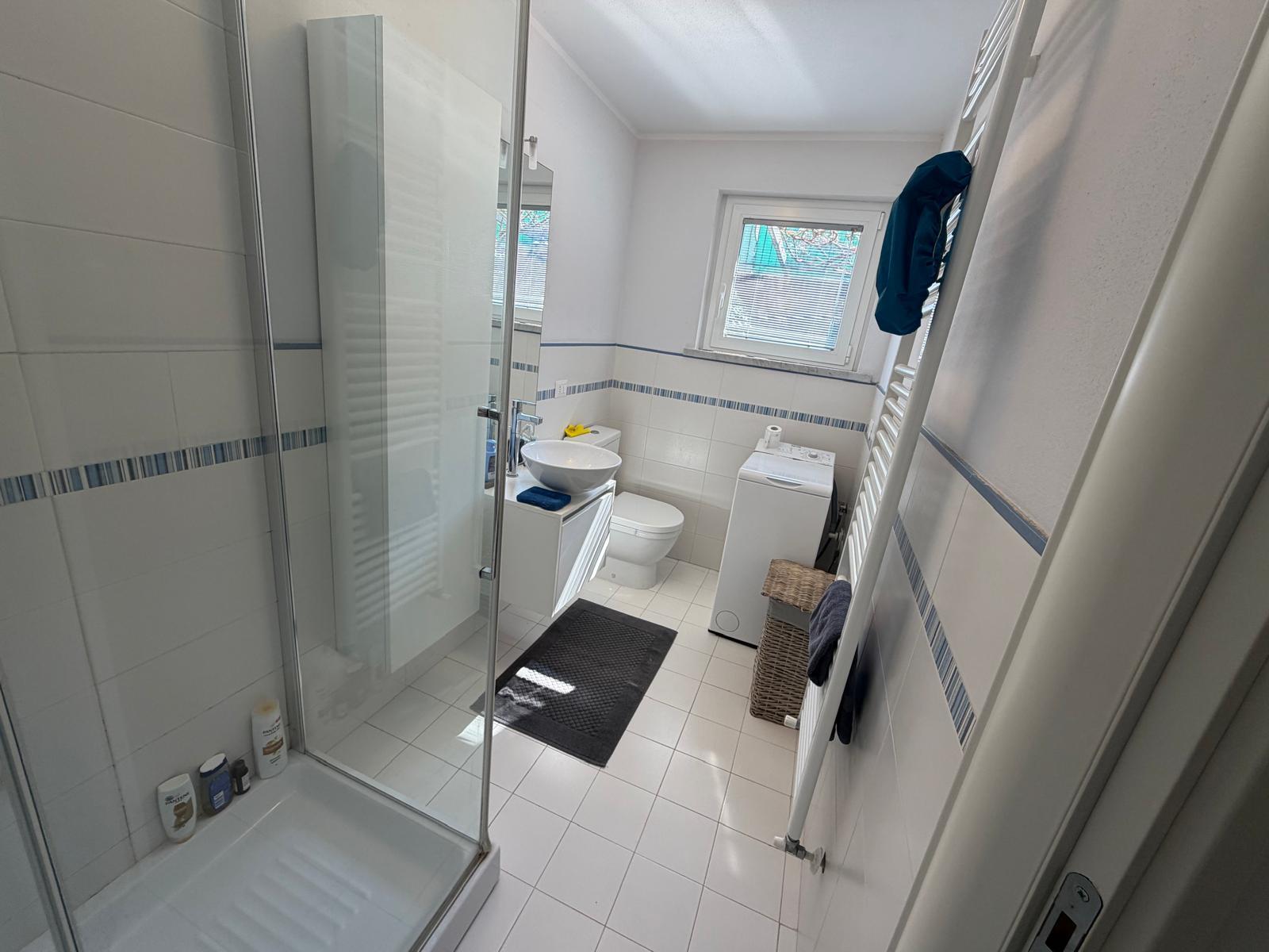 Casa indipendente con giardino in via giacomo leopardi 12, Ameglia