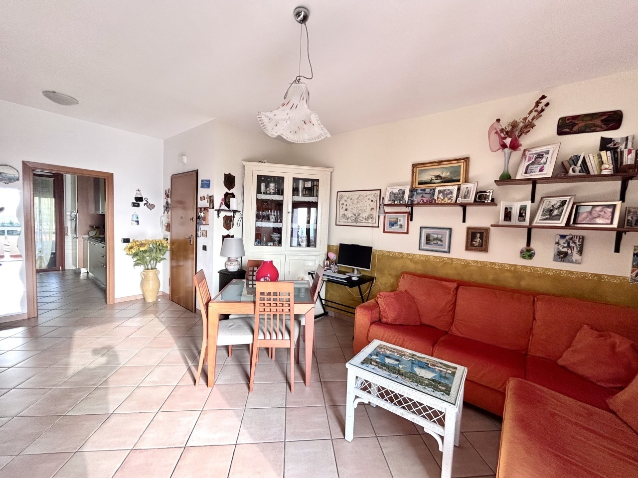 Appartamento con giardino in via pedemontana 3, Castelnuovo Magra