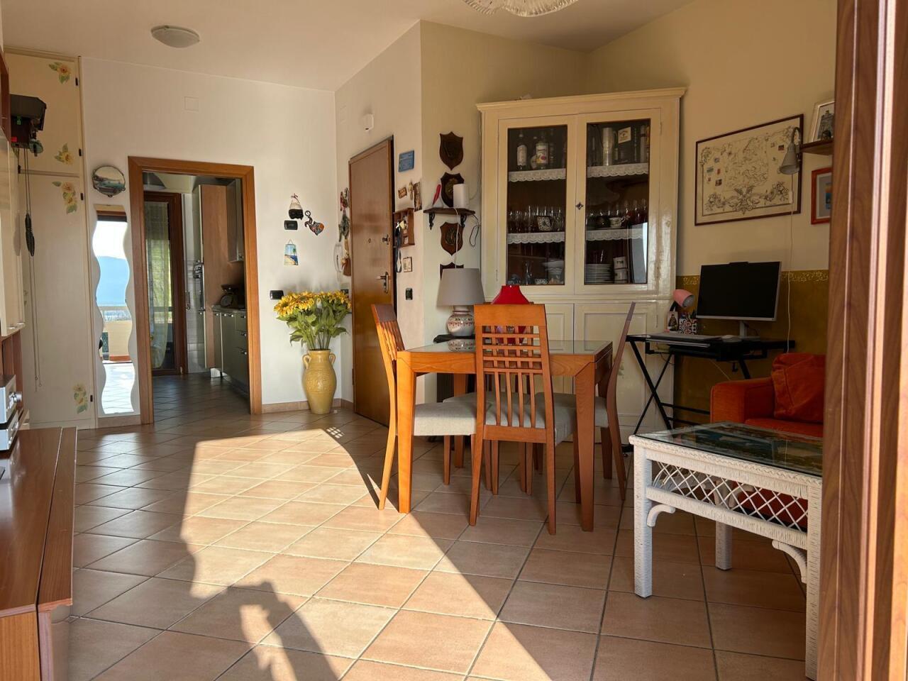 Appartamento con giardino in via pedemontana 3, Castelnuovo Magra