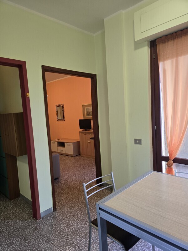 Quadrilocale con terrazzo in viale litoraneo 199, Sarzana