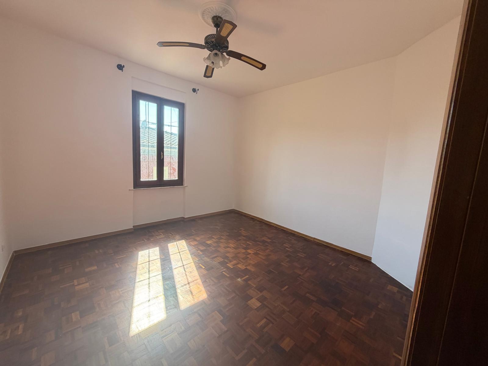 Casa indipendente con giardino in via olmarello 116, Castelnuovo Magra