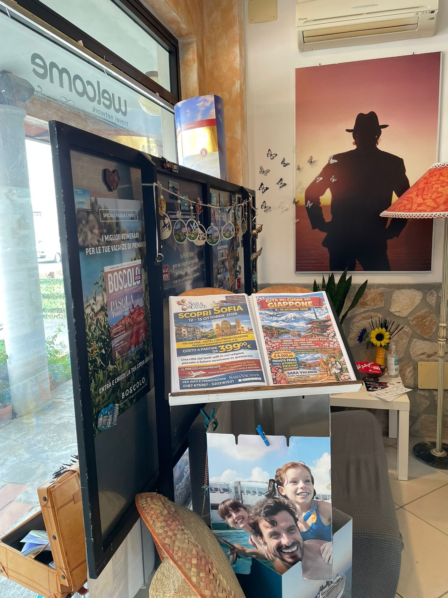 Locale commerciale in vendita in via della pace i, Castelnuovo Magra