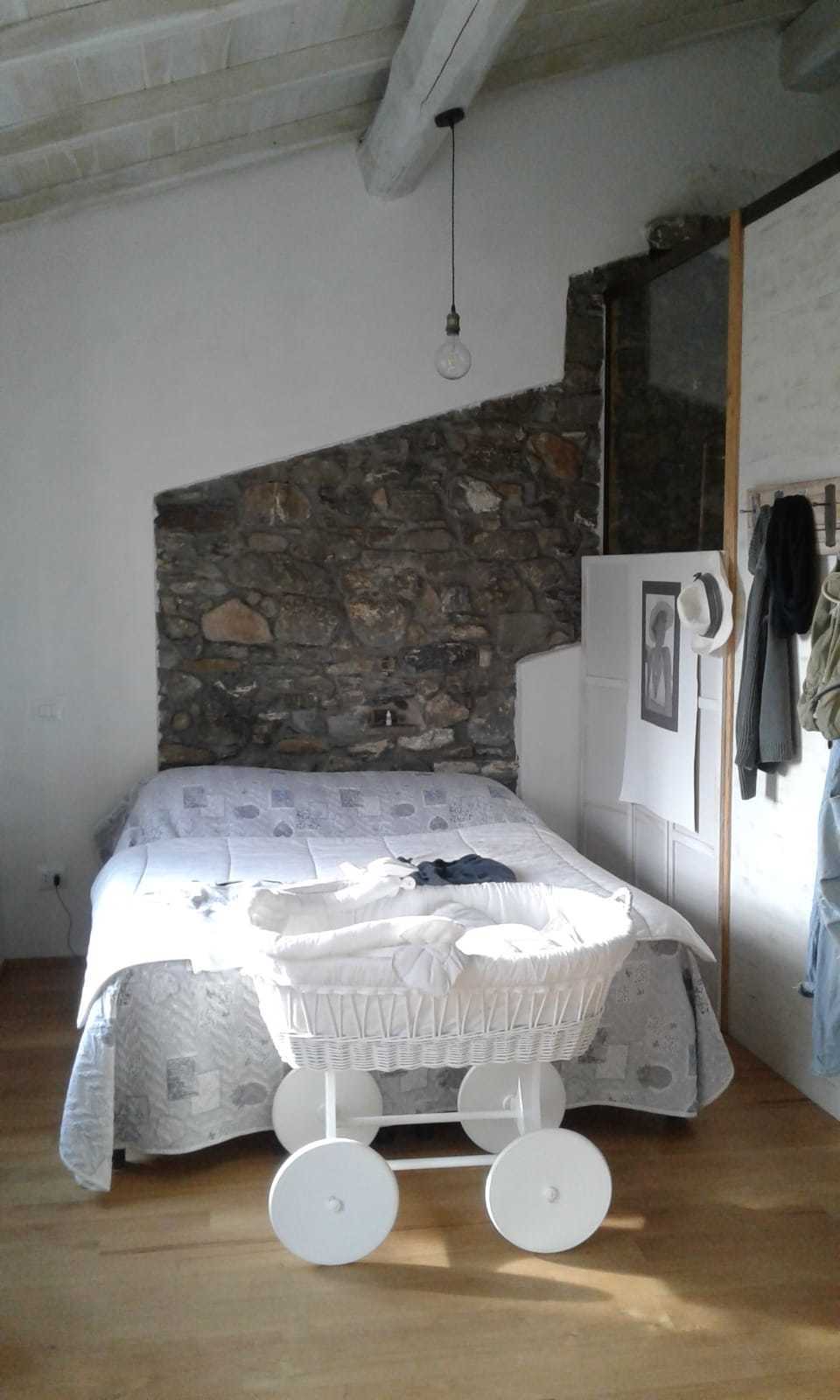 Casa indipendente con giardino in via molino del piano 1, Castelnuovo Magra