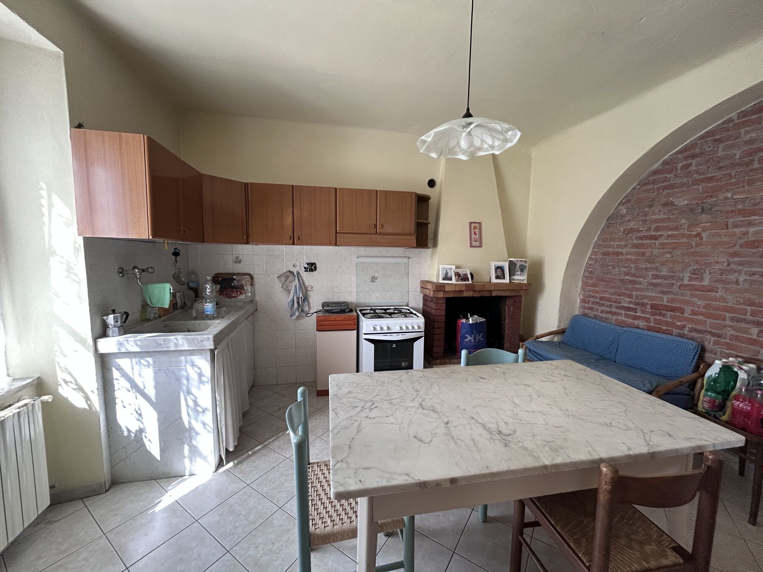 Casa indipendente con giardino in via canaletto 96, Castelnuovo Magra