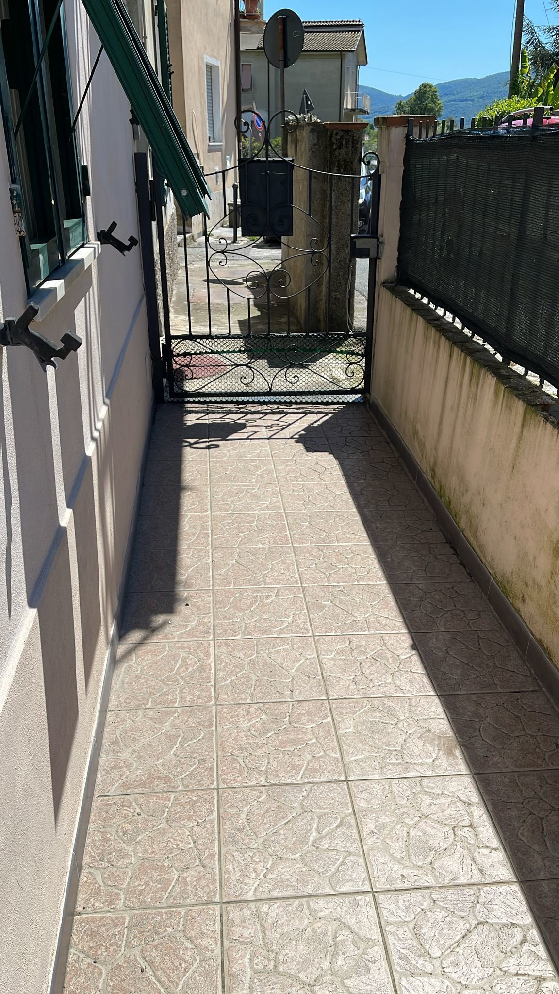 Casa indipendente con giardino in via rigazzo 1, Sarzana