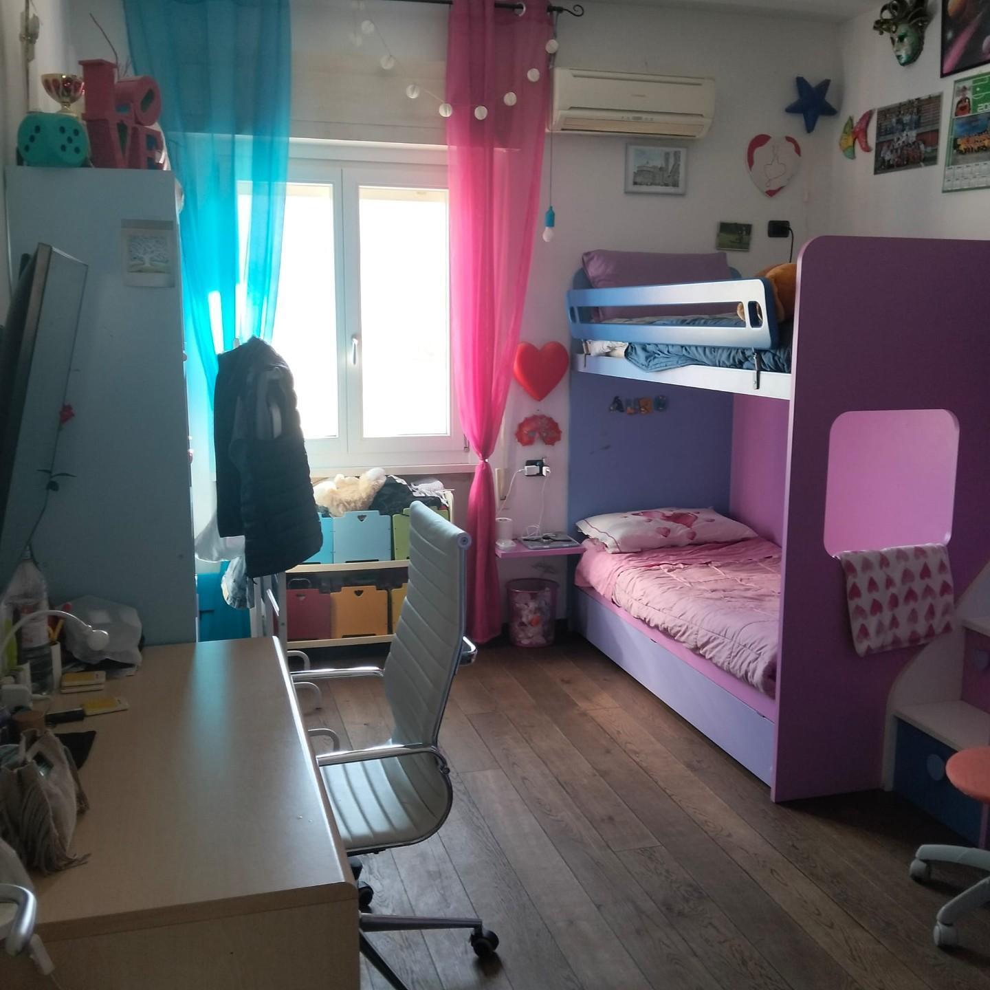 Appartamento ristrutturato in strada statale 1 101, Castelnuovo Magra