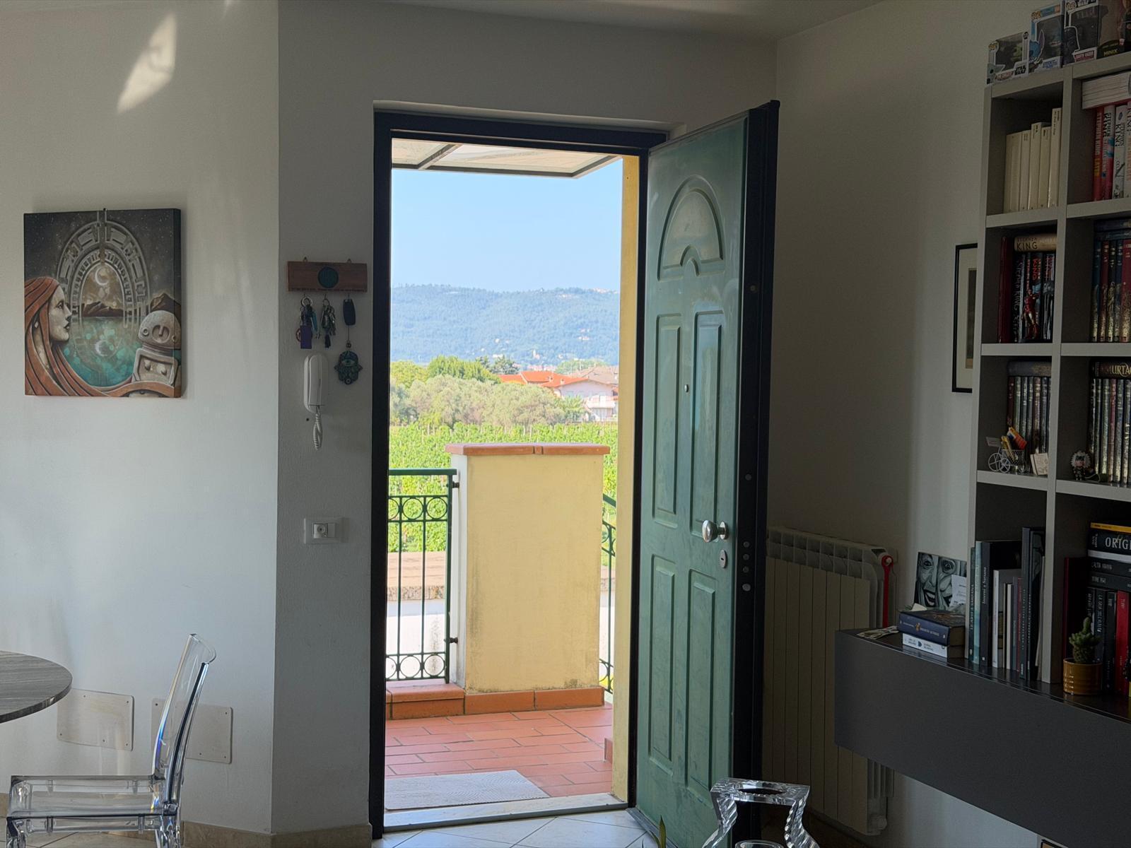 Villetta a schiera con giardino in via larga 37, Ortonovo