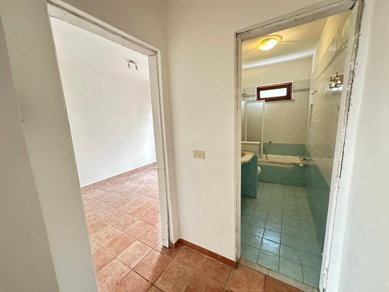 Bilocale con giardino in via larga, Ortonovo